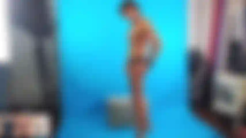 Séance photo du strip-tease de tana.