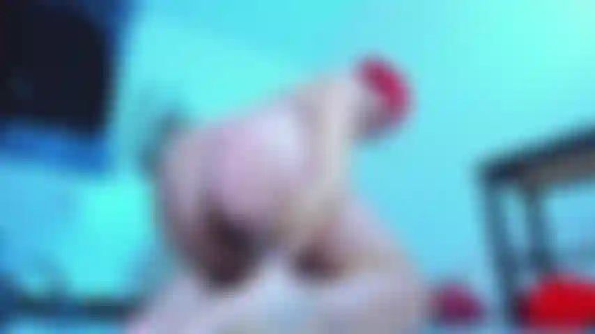 Chevauchant la bite de mon taureau.