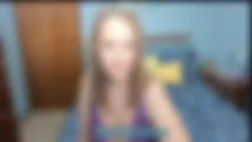 Des seins de milf joi - exhibant mes gros seins de milf disquettes donnant à joi de jouir dessus.