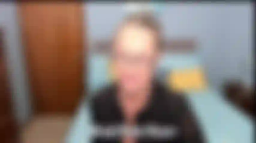 Une secrétaire salope, un jeu de rôle d'entretien.