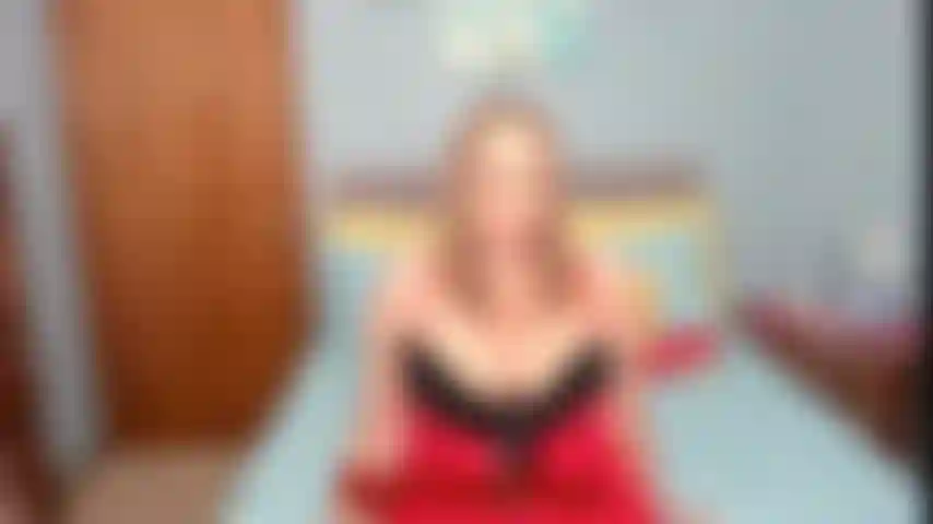 Baise-moi à la place de mon mari - je m'exhibe pour toi en te disant que je veux que tu me baises la chatte à la place de mon mari.