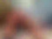 Dans ce clip, je joue le rôle de ta belle-mère en chevauchant et en baisant un gode bbc. Je prie pour ta jeune bite.