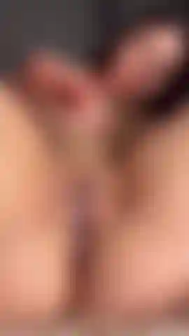 My close up shot of my super wet pussy deserves to be seen... I'm not going to beg, but I think you should open this, or isn't a close up of my pussy in 4K enough?