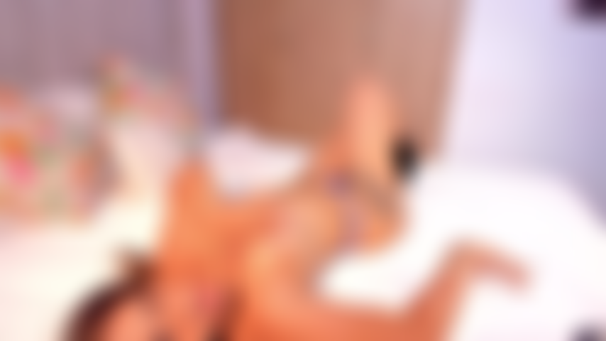 Je voulais dormir mais je me suis mise au chaud au lit.