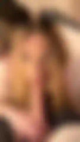 Bunny girl enroulant sa langue autour de ta bite, 1 minute de plaisir en pov à se faire sucer la bite !