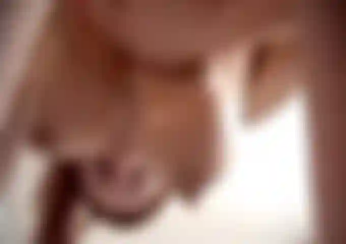 Meriem_shower @boobies et laiteuse.