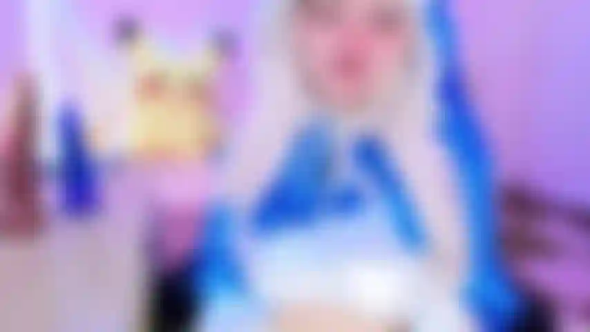 cosplay girl gawr gura comes intensely, squirts for you and wets everything in her path