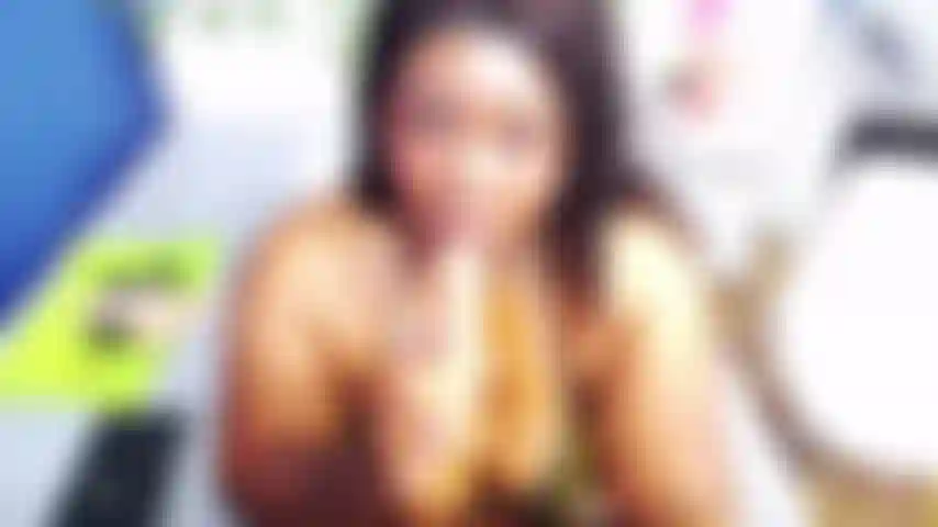 Je me baise avec mes doigts !!