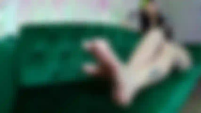 Pied vernis blanc nu joi.