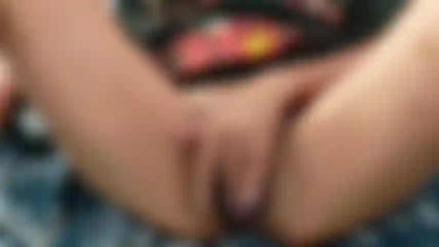 HAIRY PUSSY PLAY OPEN